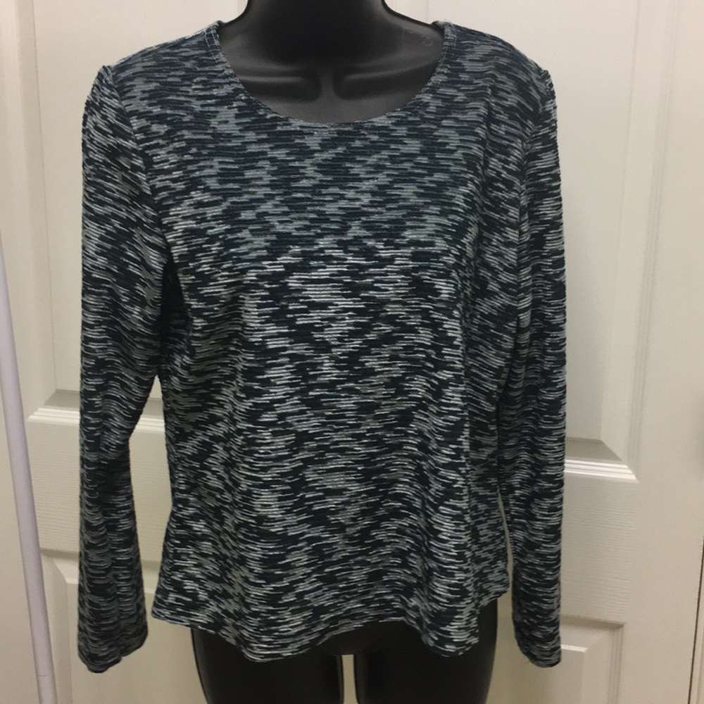 AGB PULLOVER Top, size M.